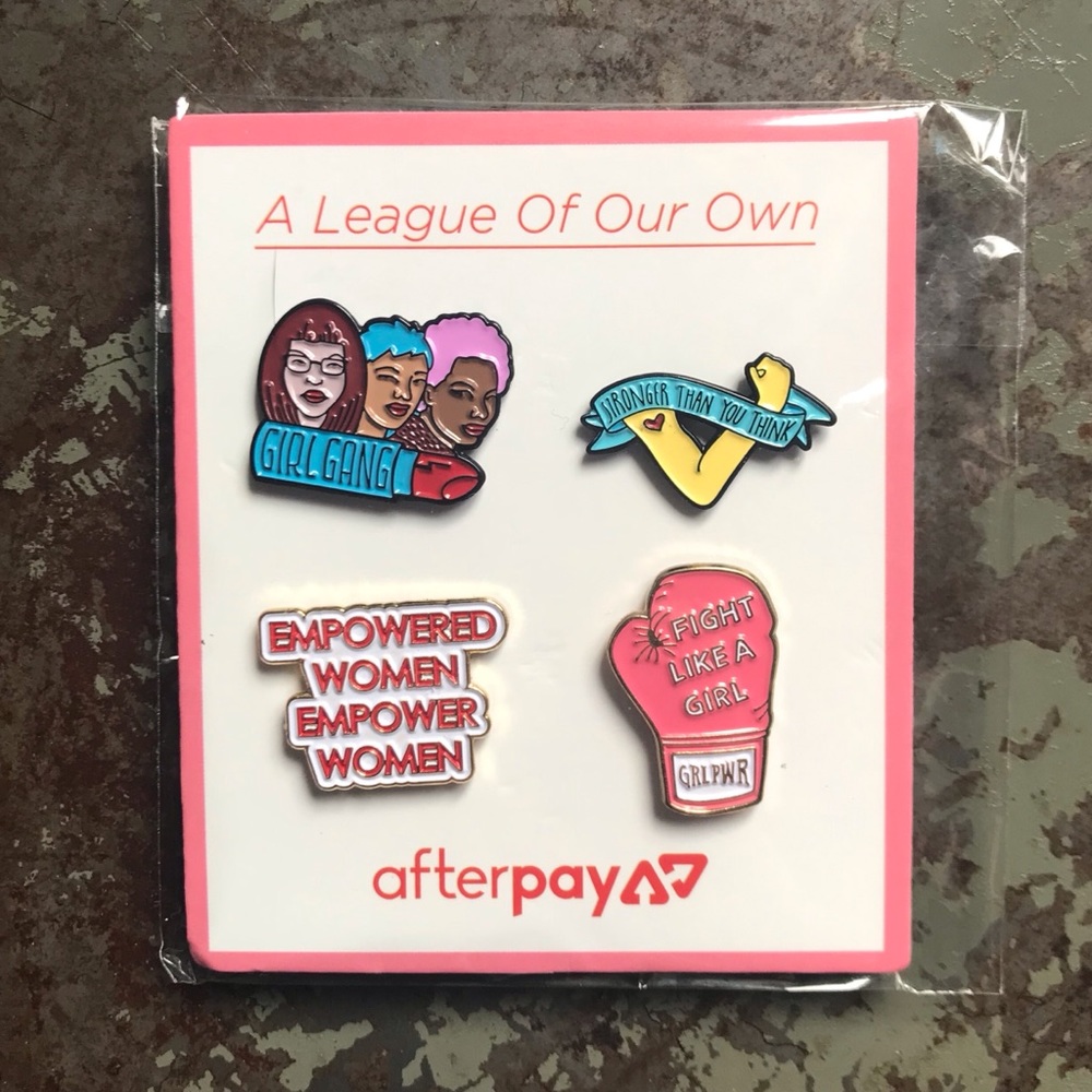 Girl Power pins 💕🌸